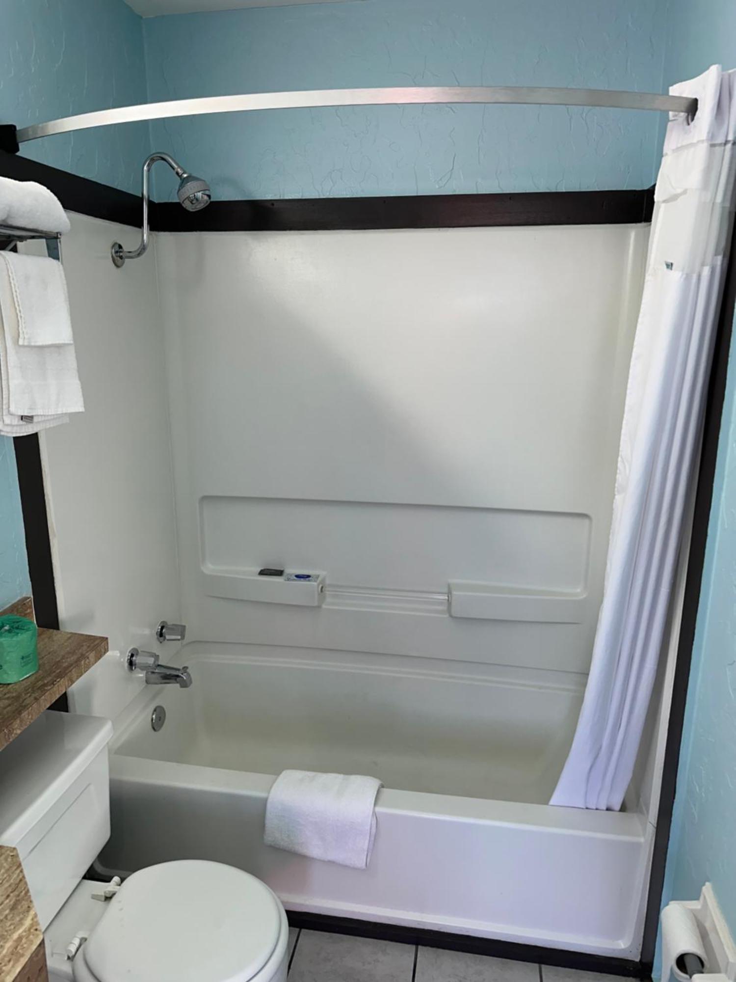 Travel Inn & Suites Emporia Zewnętrze zdjęcie
